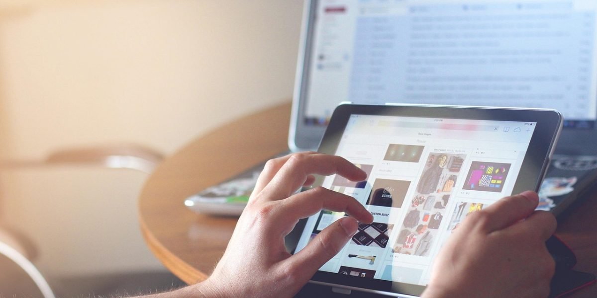 Evaluate Local News with Confidence: Spot Bias and Verify Facts