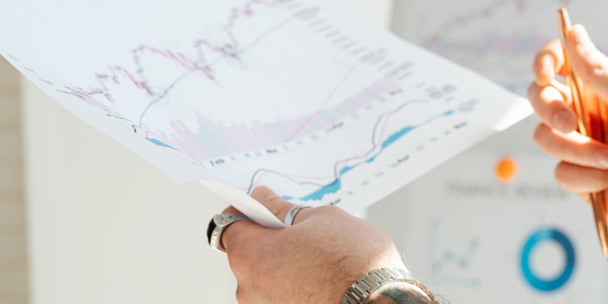 A professional confidently presents insights, transforming complex data into an understandable narrative for an audience.